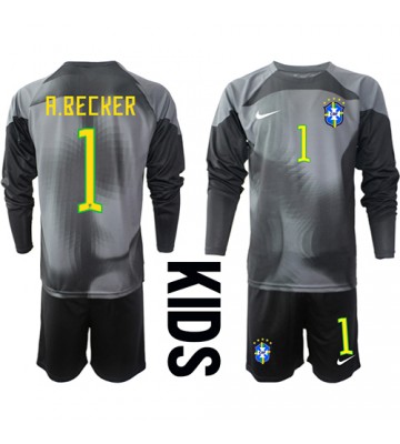 Brasilien Alisson Becker #1 Målvakt babykläder Hemmatröja barn VM 2022 Långa ärmar (+ Korta byxor)